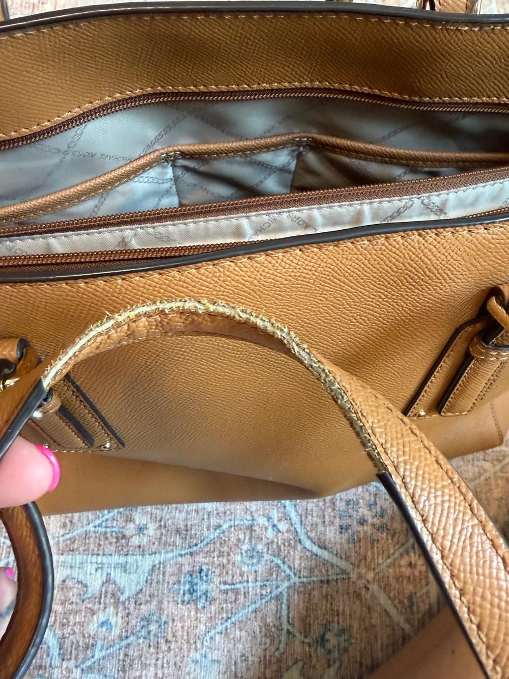 Michael Kors, laptop handbag - Picture 5 of 6